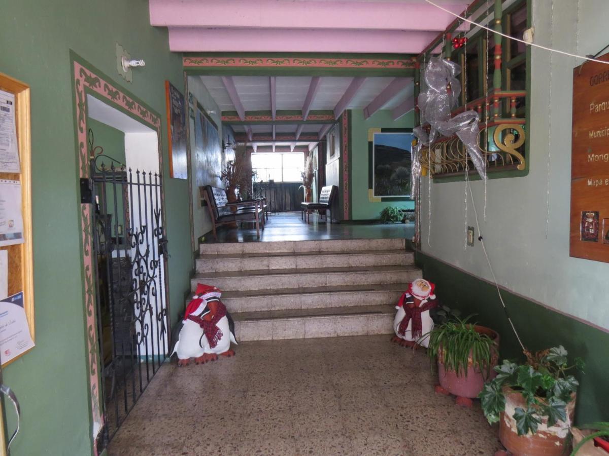 מונגי Hotel Porton De Oceta מראה חיצוני תמונה